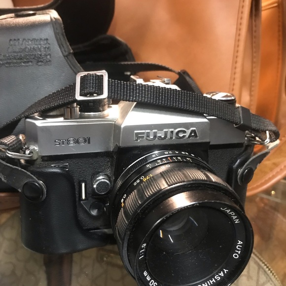 Vintage FUJICa camera ST801 , 50mm made in Japan great for treasure collection. - Picture 8 of 14
